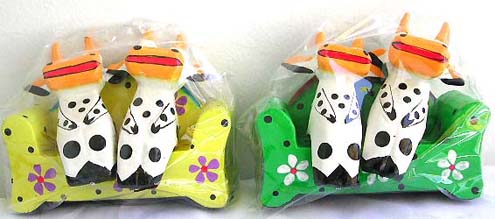 Farm animal statues, wooden carvings, handmade bali figurine, cow designed figures, artist inspired craft