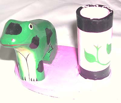 Animal craved tooth paste holder, wooden washroom figures, childrens teeth cleaning accessory, bali artsy decor