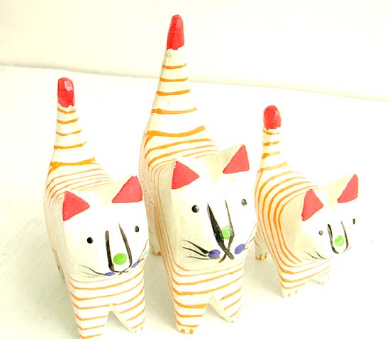 Decorative crafts, quality carvings, bali statue, indonesian sculpture, handcrafted interior designs, table art